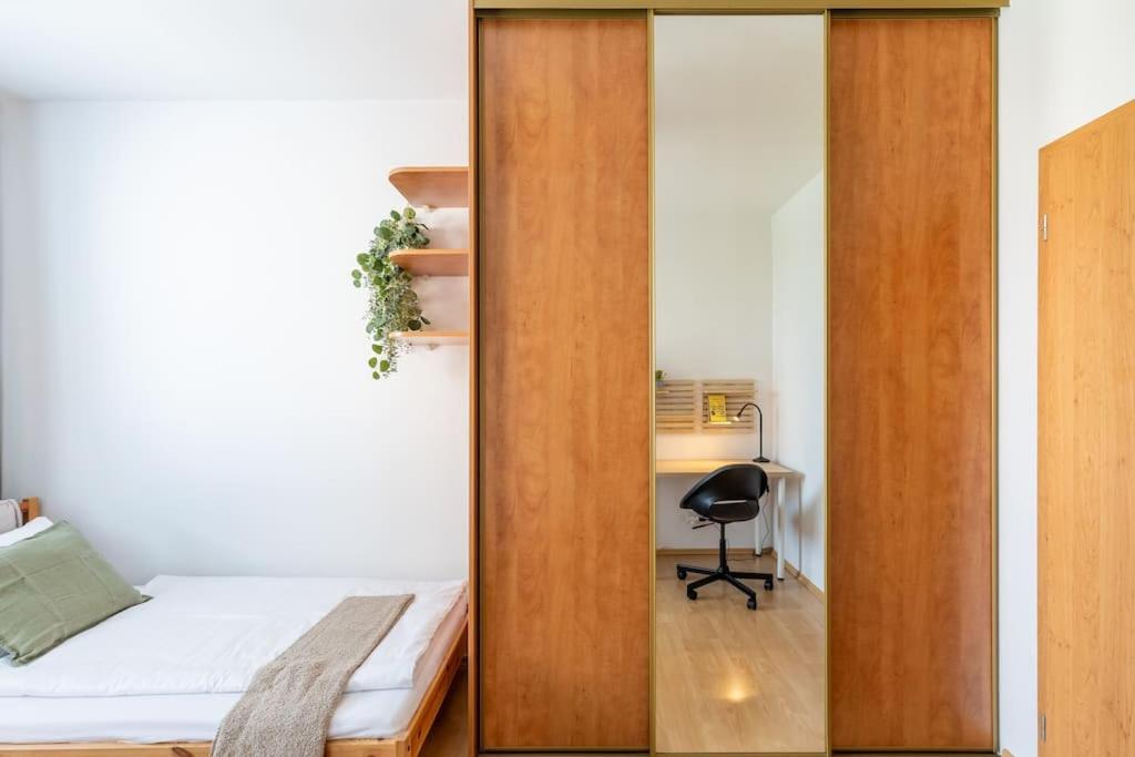 Duna Retreat: City Serenity Bratislava Exteriér fotografie